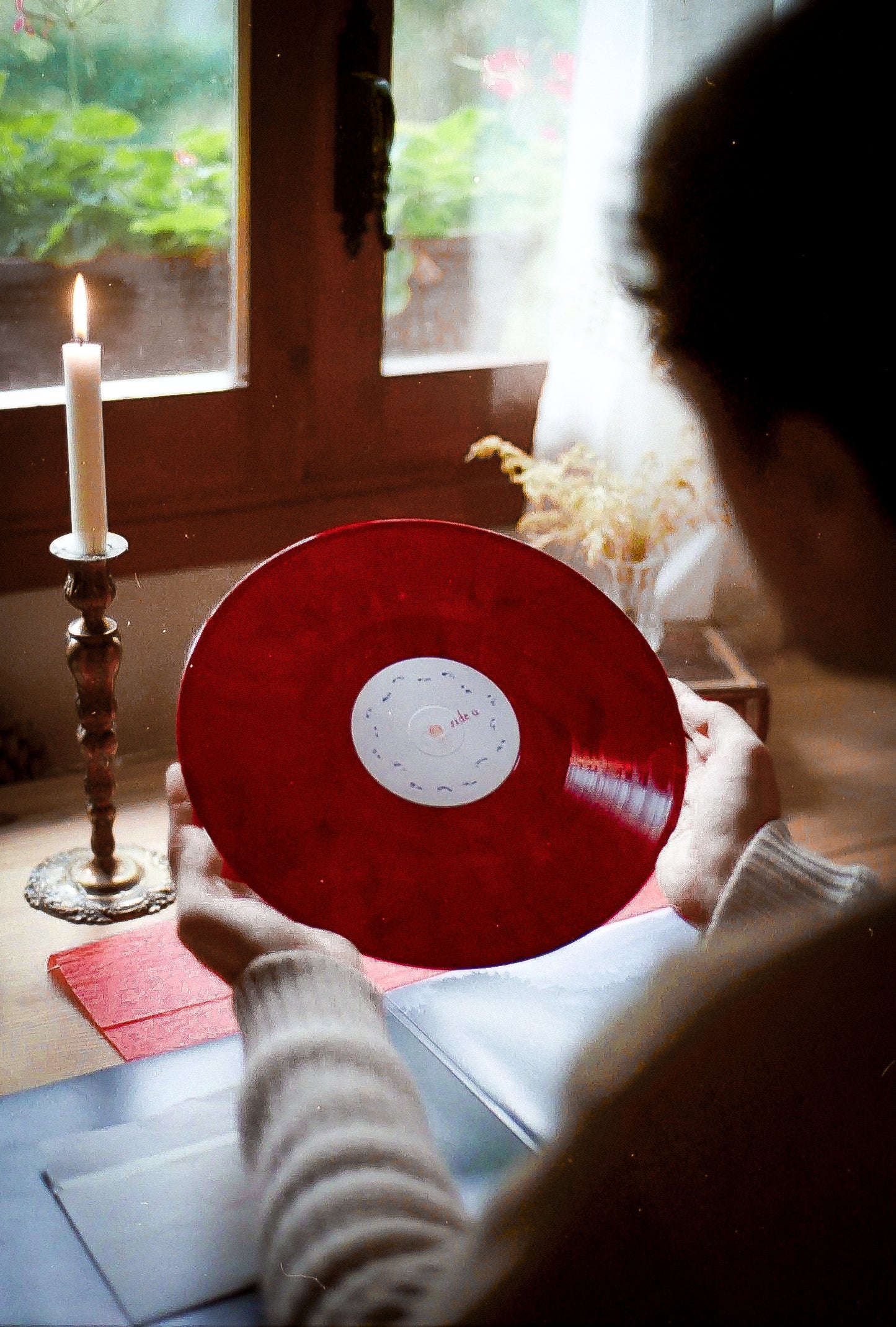 Comfort Translucent Red Marble LP